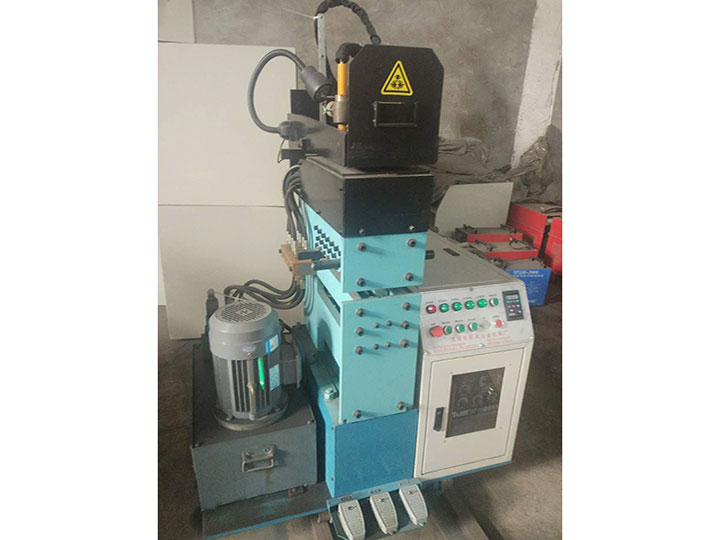 带钢自动焊接机